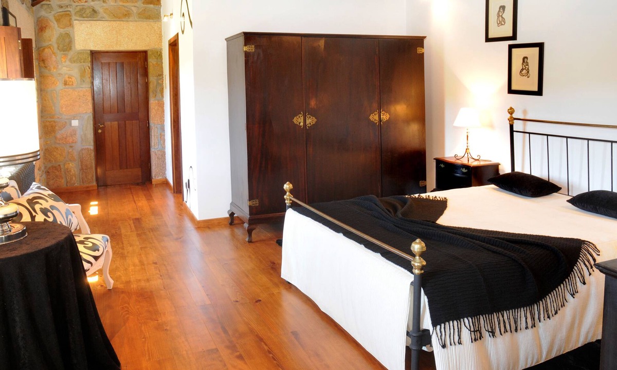 Celorico de Basto Hotel | Quinta Das Escomoeiras