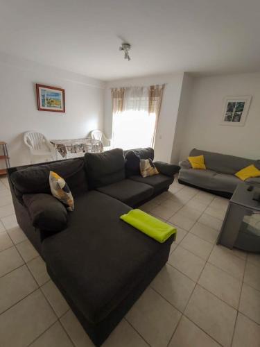 Portimao Apartment | Quinta das Oliveiras 4 Bedrooms with Balcony
