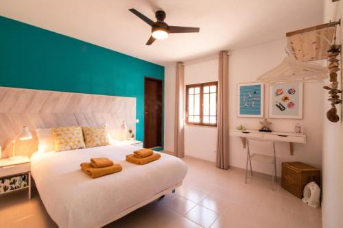 Vale de Parra House | Quinta do Paraíso - Private Rooms with Ensuite Bathrooms