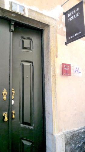 Merces House | R & Freud Guest House