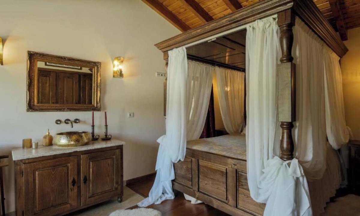 Nossa Senhora do Pranto Bed & Breakfast | Rainha Santa Isabel Suite - River view
