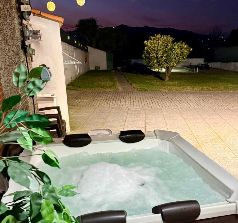 Varzea da Ovelha e Aliviada House | Refúgio da Légua