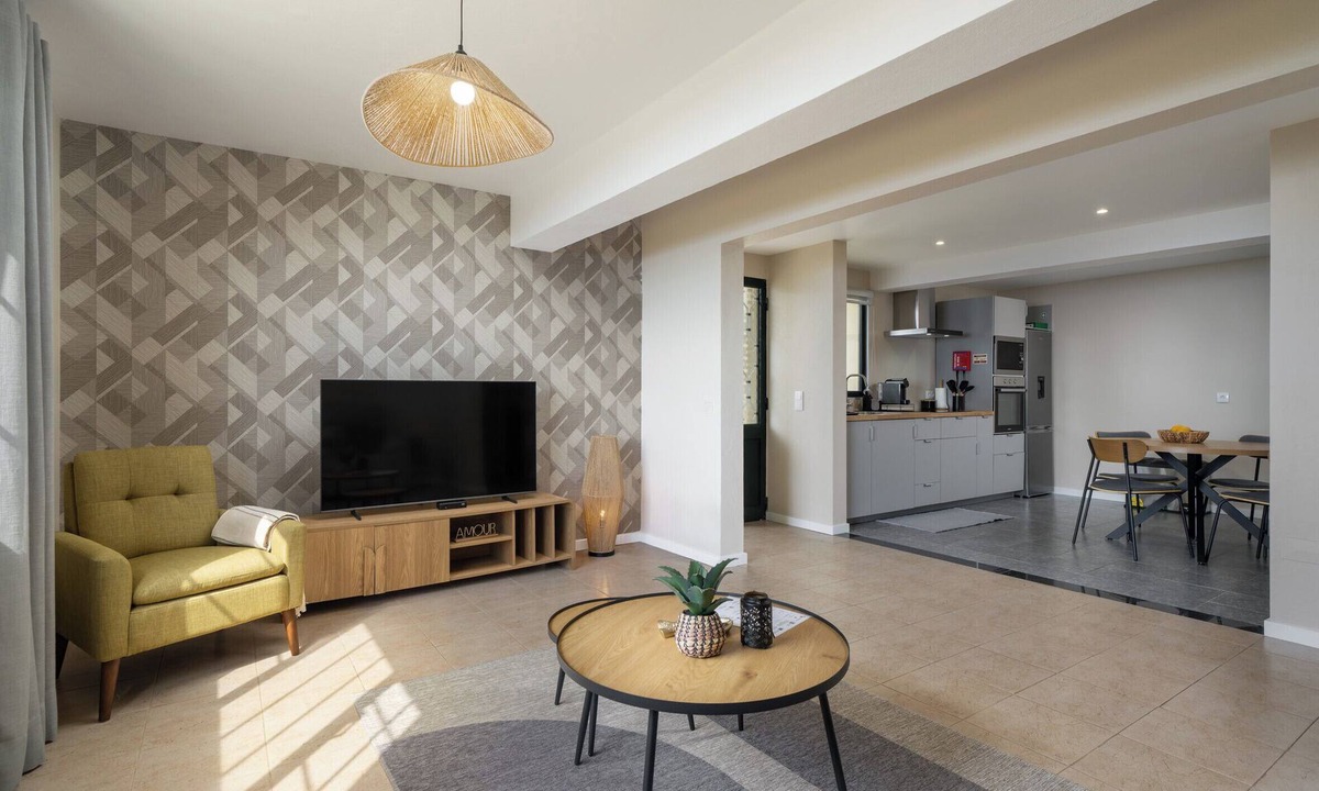 Arco da Calheta House | Relax Garden House – Tranquility & Comfort