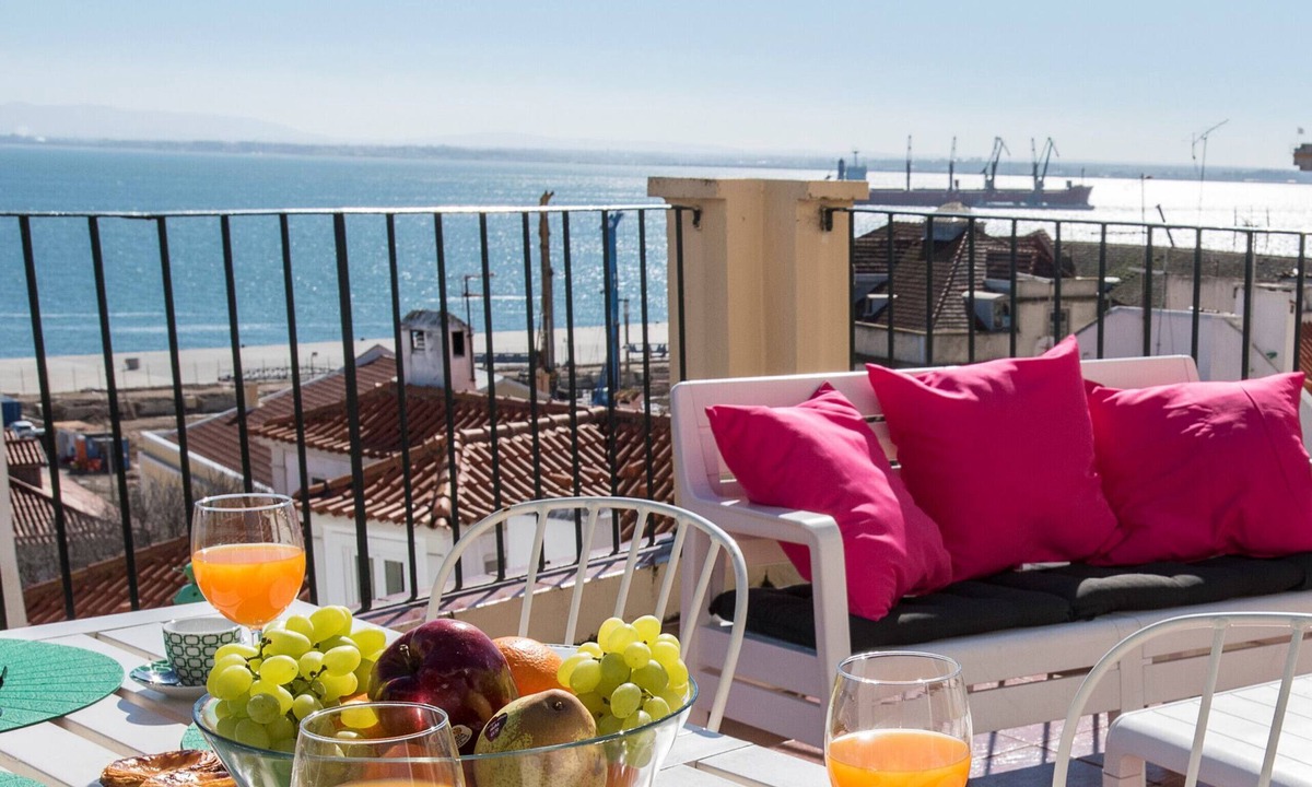 Santo Estevao Apartment | Remedios VII- fantastic terrace and river view!