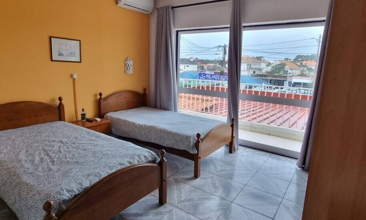 Charneca de Caparica e Sobreda Hotel | Residencial Lareira do Pinheirinho
