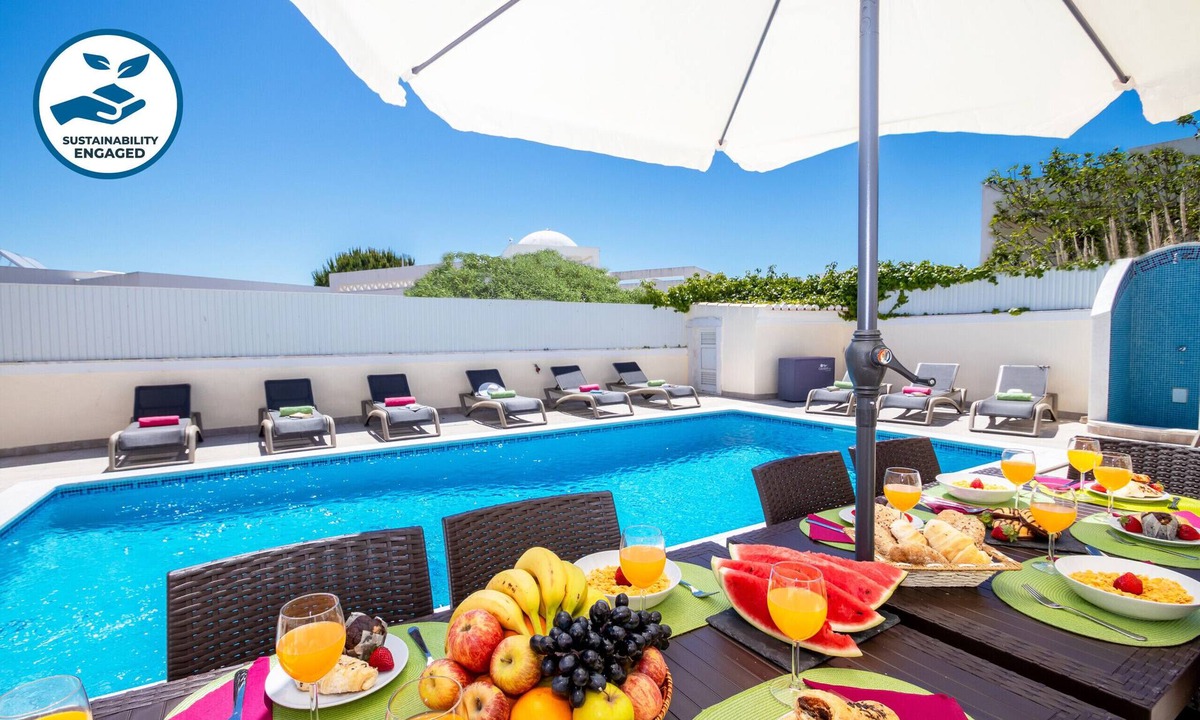 Sesmarias Villa | Retreat w/Heatable Pool and BBQ in Galé