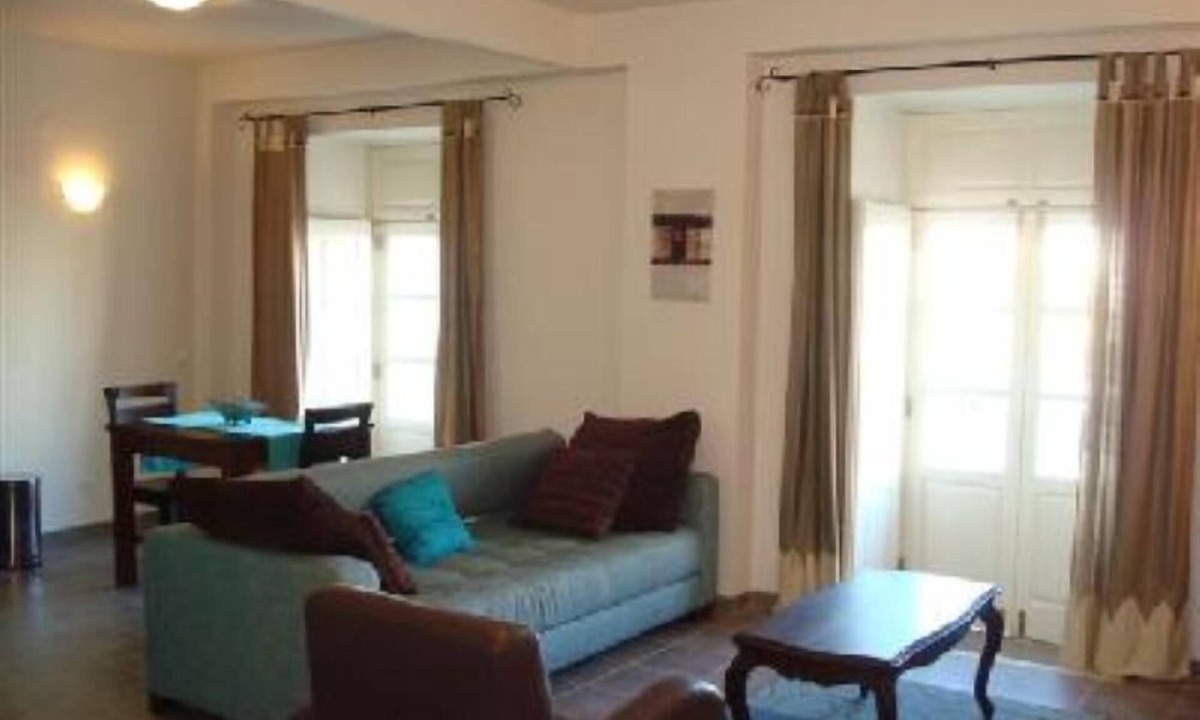 Tavira Apartment | River view apartment in historical centre of Tavira with roof terrace & WiFi