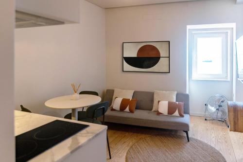 Alfama Apartment | RIVER VIEW Lisbon Historic Alfama