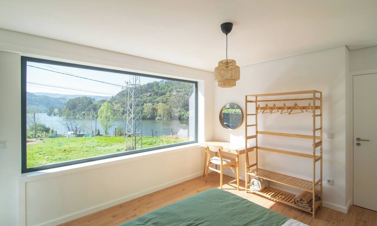 Santa Maria da Feira House | River Views Rooftop Fireplace Near Paiva Walkways River beach walking
