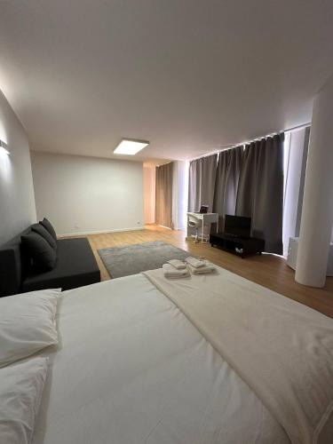 Povoa De Varzim House | Room in Guest room - Suite Room 5 private Bathroom