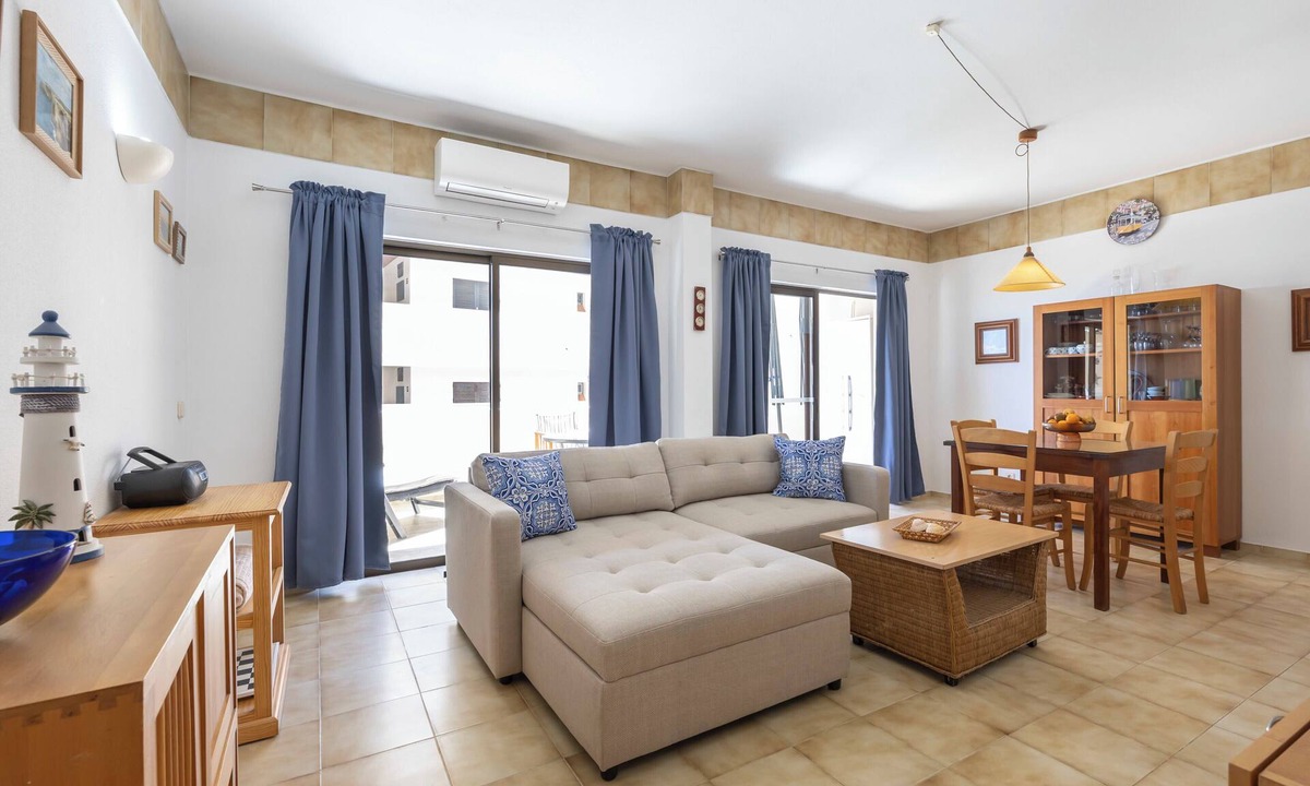 Ameijeira Apartment | Ross Apartment | sea view | pool | 5 min to beach