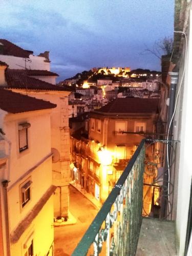 Baixa Apartment | Rossio Castle View