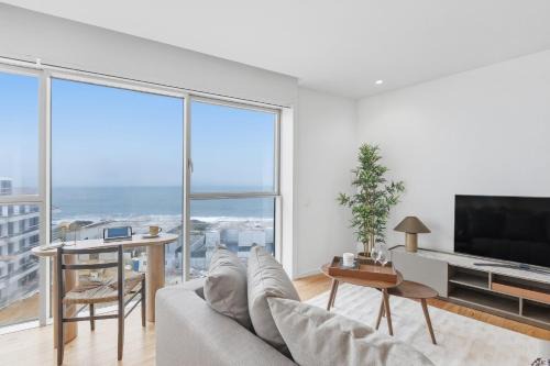 Canidelo Apartment | Sal D’Ouro Skyline & Sea Views