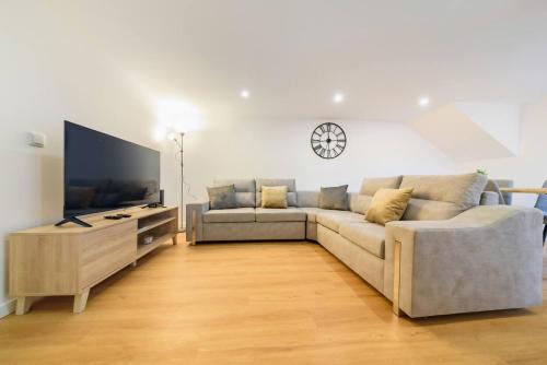 Santo da Serra Villa | Santo Wellness Villa by Mth
