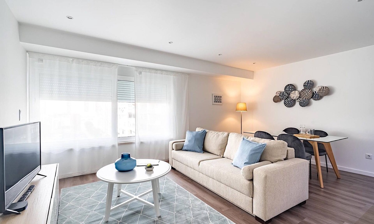 Lisbon Old Town Apartment | Savory Beige Apartment, AC, Wifi !New!