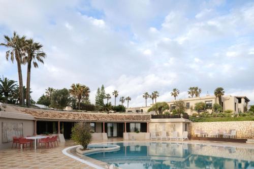 Carvoeiro Resort | Sealine Pool Villa in Carvoeiro