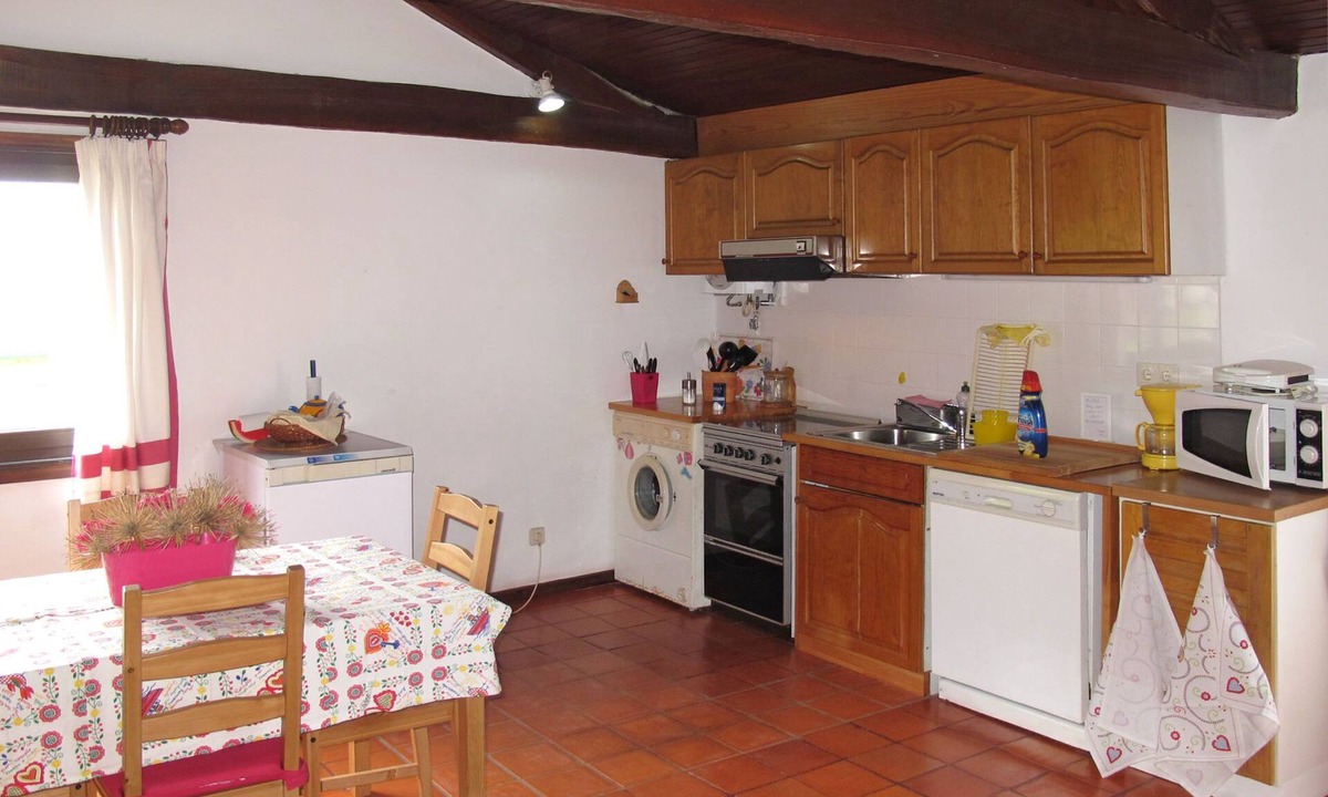 Venade House | Senhor do Socorro by Interhome