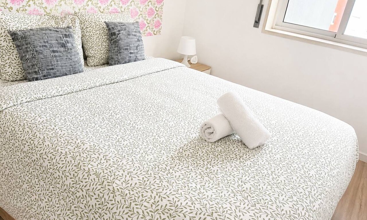 Santa Clara Condo | Singh Leite Holiday Home Cosy Room