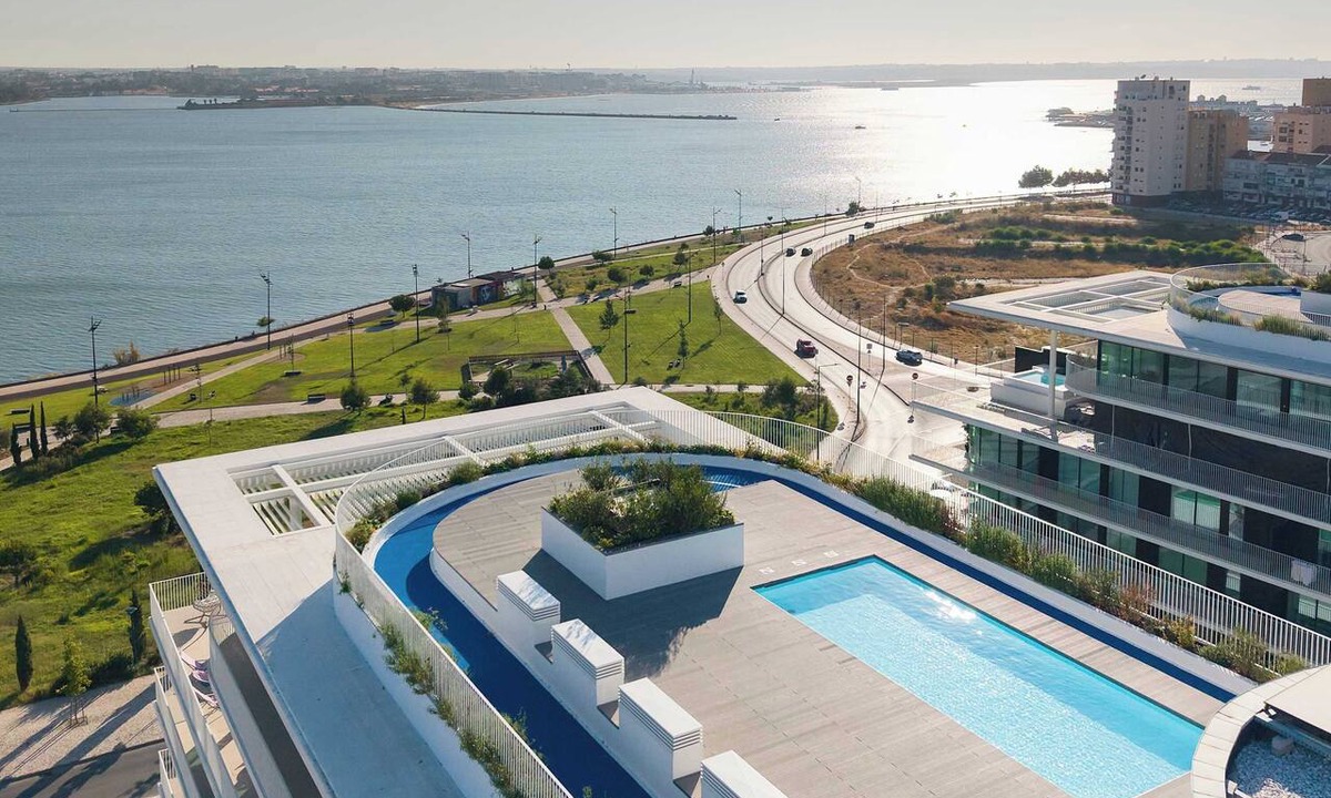Santo Andre Apartment | Sky Pool Luxury by Portugal Active