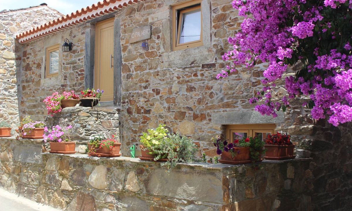Proenca-a-Nova Cottage | Slate House - Panoramic View and Jacuzzi