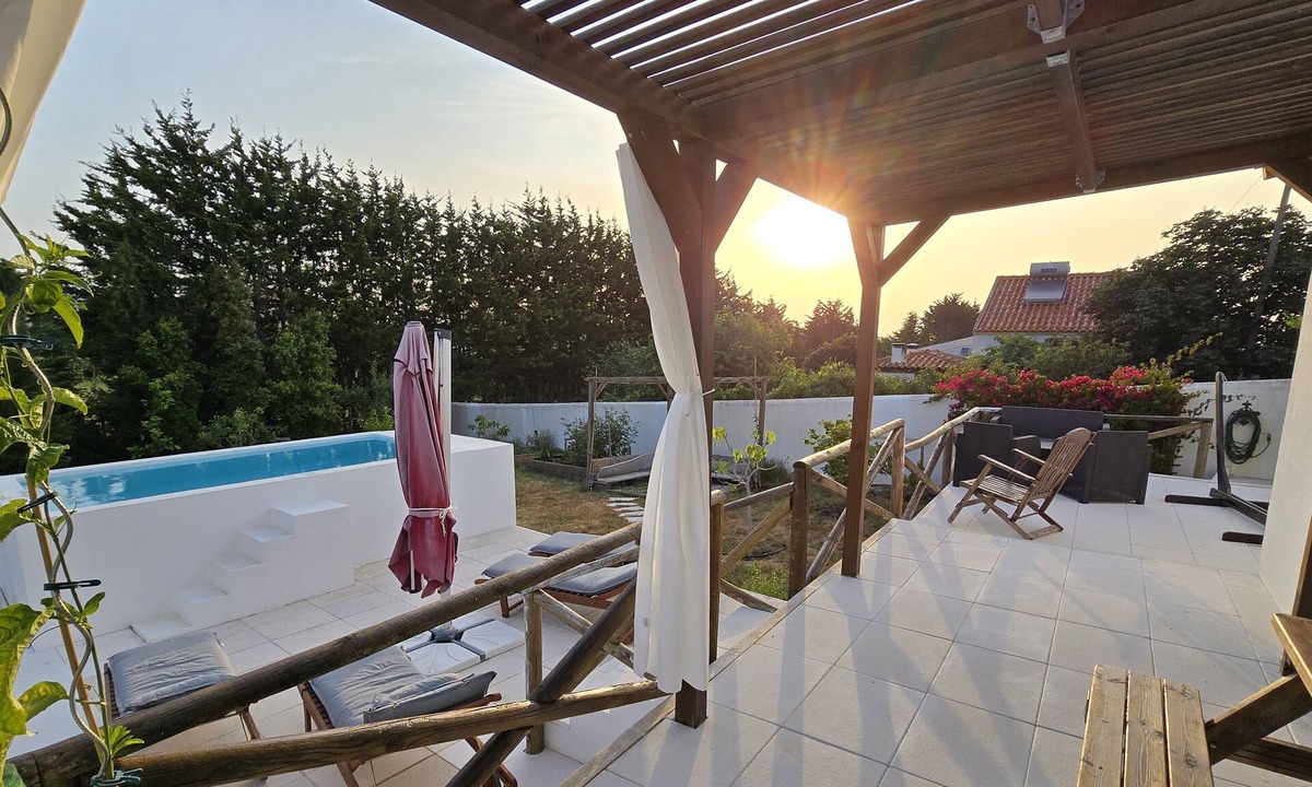 Castelo Other | Small renovated farmhouse near the beach