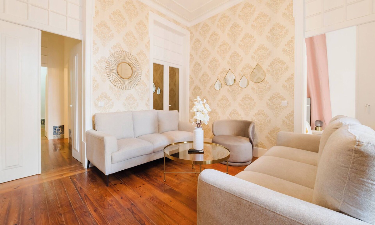 Chiado Apartment | Spacious - 6 Bed - Super Central - lux