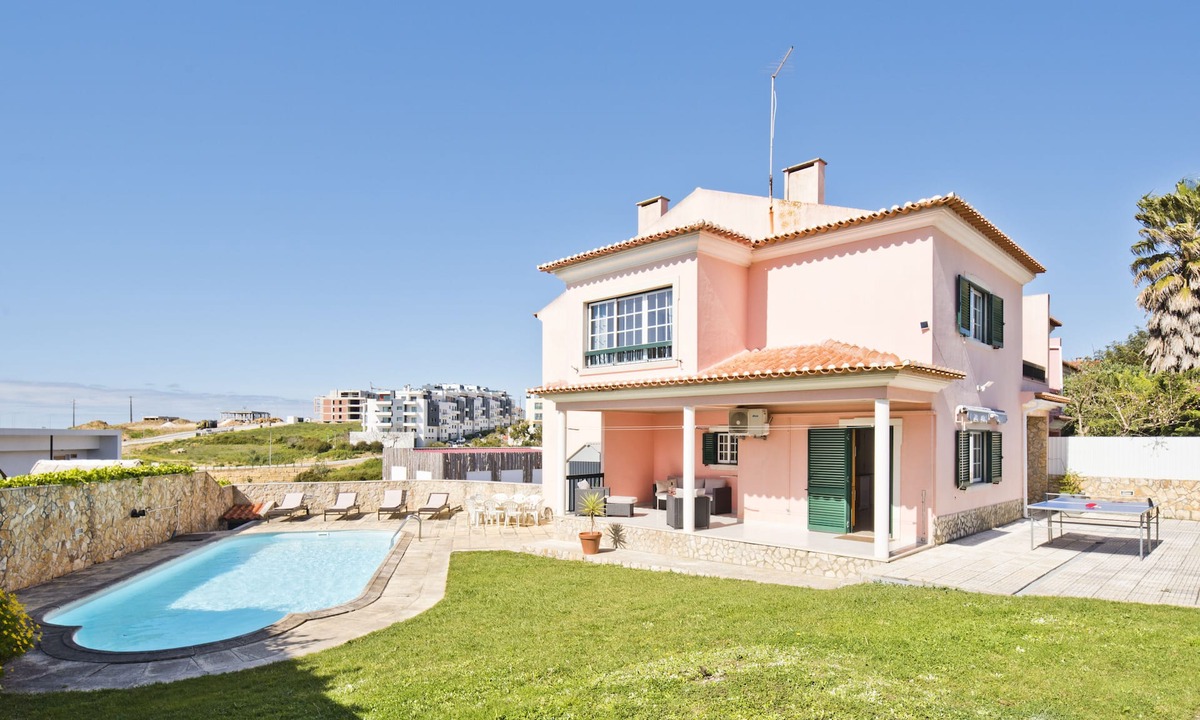 Ericeira House | Spacious hilltop Villa w/ocean view + private pool