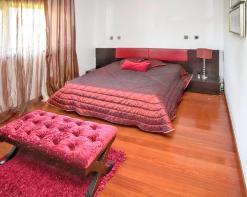 Santo Tirso Villa | Spacious villa in Santo Tirso with private pool 850 m² and jacuzzi