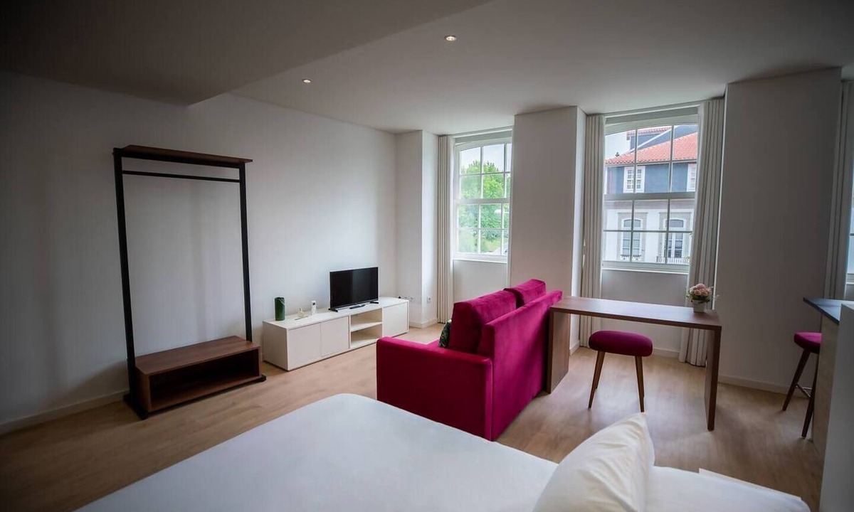 Guimaraes Apartment | Studio Apartment - Largo Oliveira
