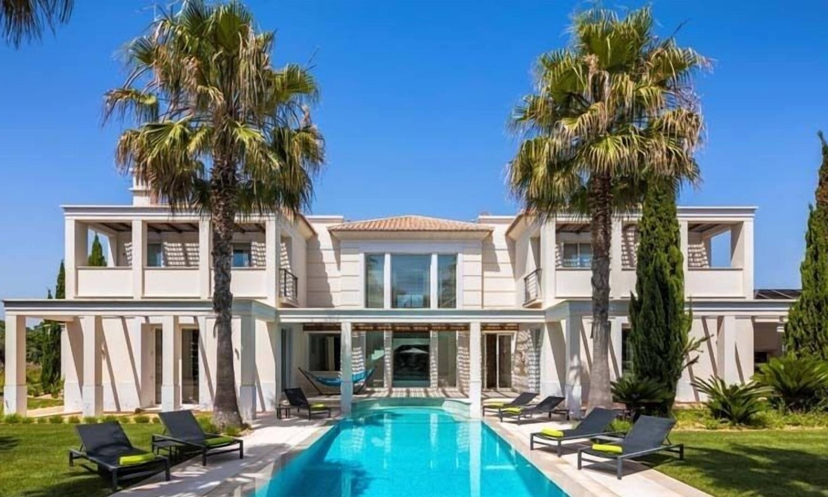 Quinta do Lago Villa | Stunning villa in Parque Atlantico, Quinta do Lago with private pool, jacuzzi, cinema room and games room AW4 - Almancil, Algarve