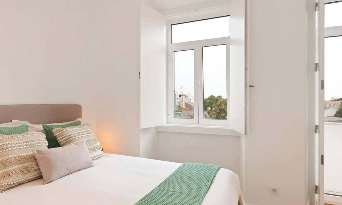 Belem Apartment | Stylish One BDR APT in Historic Belém