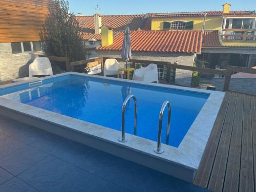 Melecas House | Sun House - Pool & Kitchen - Near Sintra