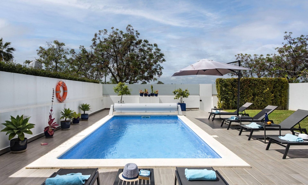 Santa Luzia Ski Chalet | Sun & Serenity, Your Dream Villa