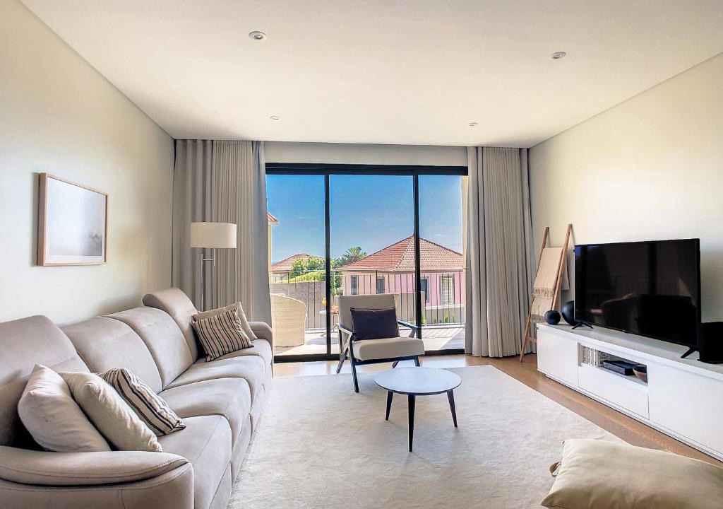 Santa Maria Maior Apartment | Sunlight Apartment by LovelyStay