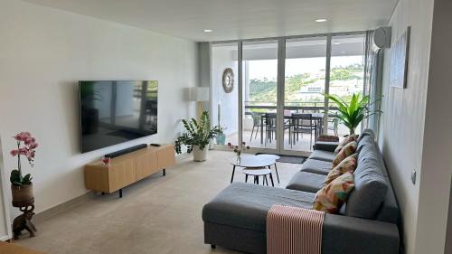 Patio Apartment | Sunny 3-Bedroom Apartment