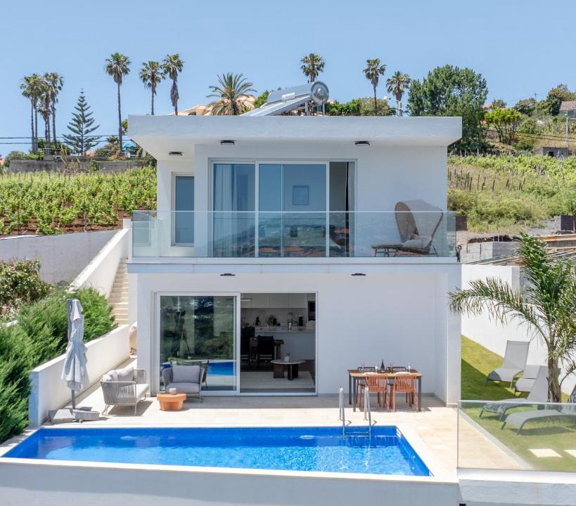 Estreito da Calheta Villa | Sunny Ocean View Villa - Calma