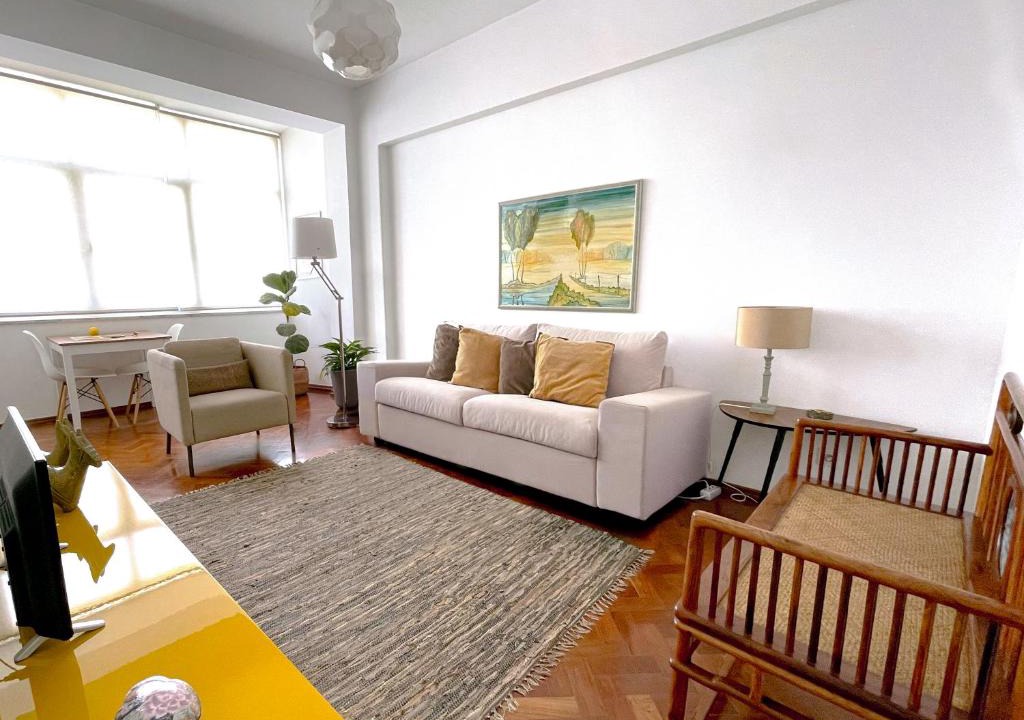 Casal da Ladeira Apartment | SWEET CASHMERE - Spacious Apartment with balcony near Metro & Airport