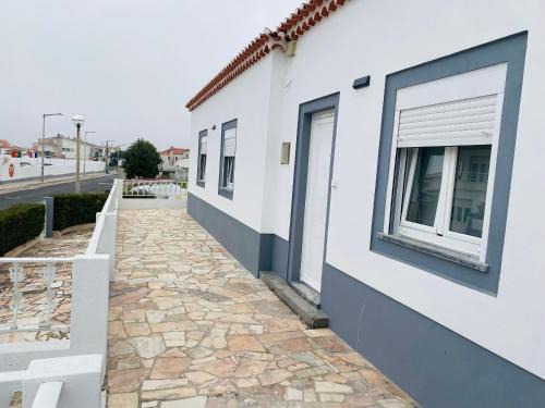 Peniche de Cima House | SwordFish Charming Retreat