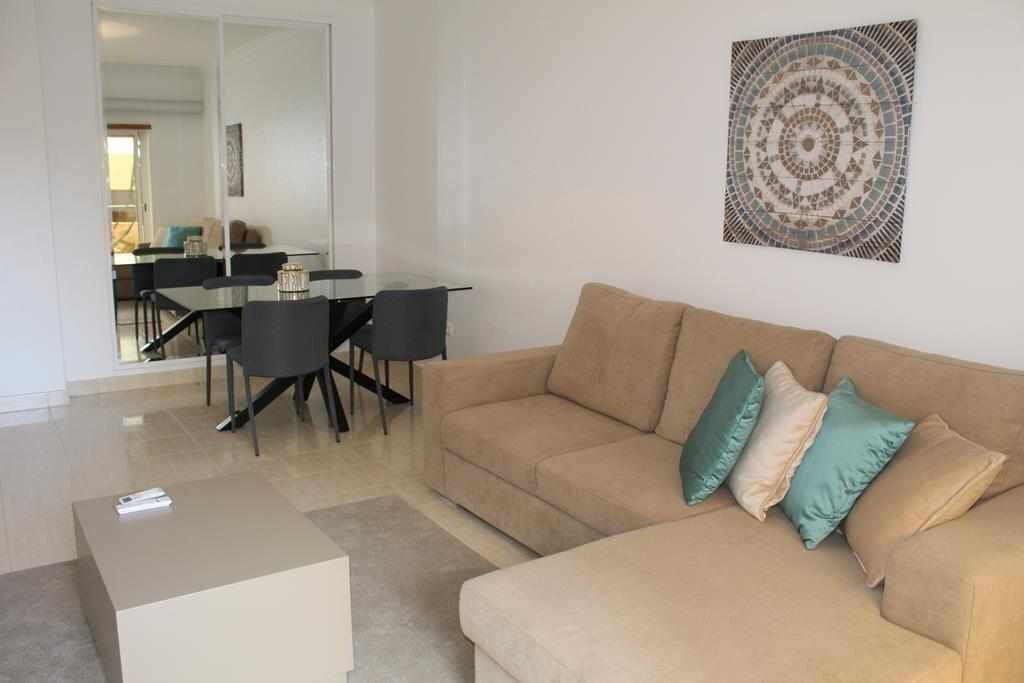 Alporchinhos Apartment | T0 Quinta das Palmeiras 2.3 R/C C