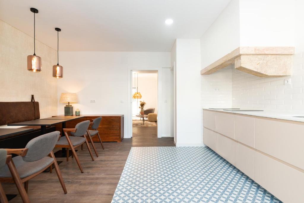 Casal da Ladeira House | The Albuquerque Suites Self Check in