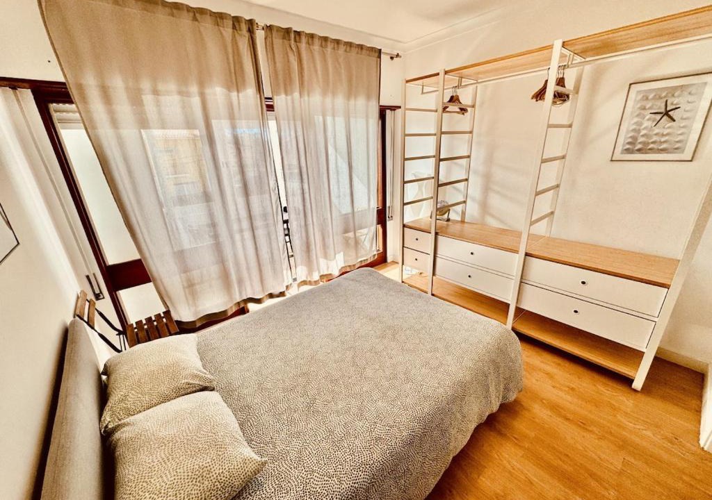 Carcavelos Apartment | The Crow Seaside I