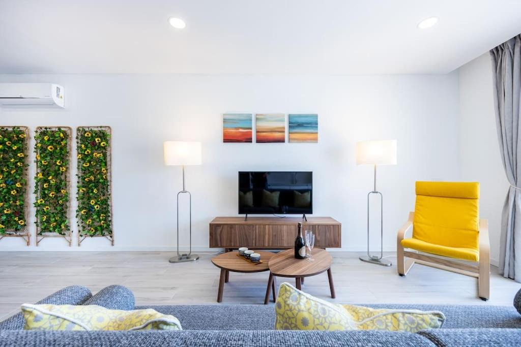 Burgau Apartment | The Hub central apartment Burgau
