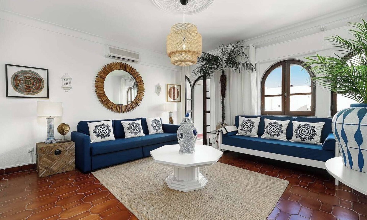 Alvor Apartment | This apartment is a 2 bedroom(s), 1 bathrooms, located in Alvor, Faro.