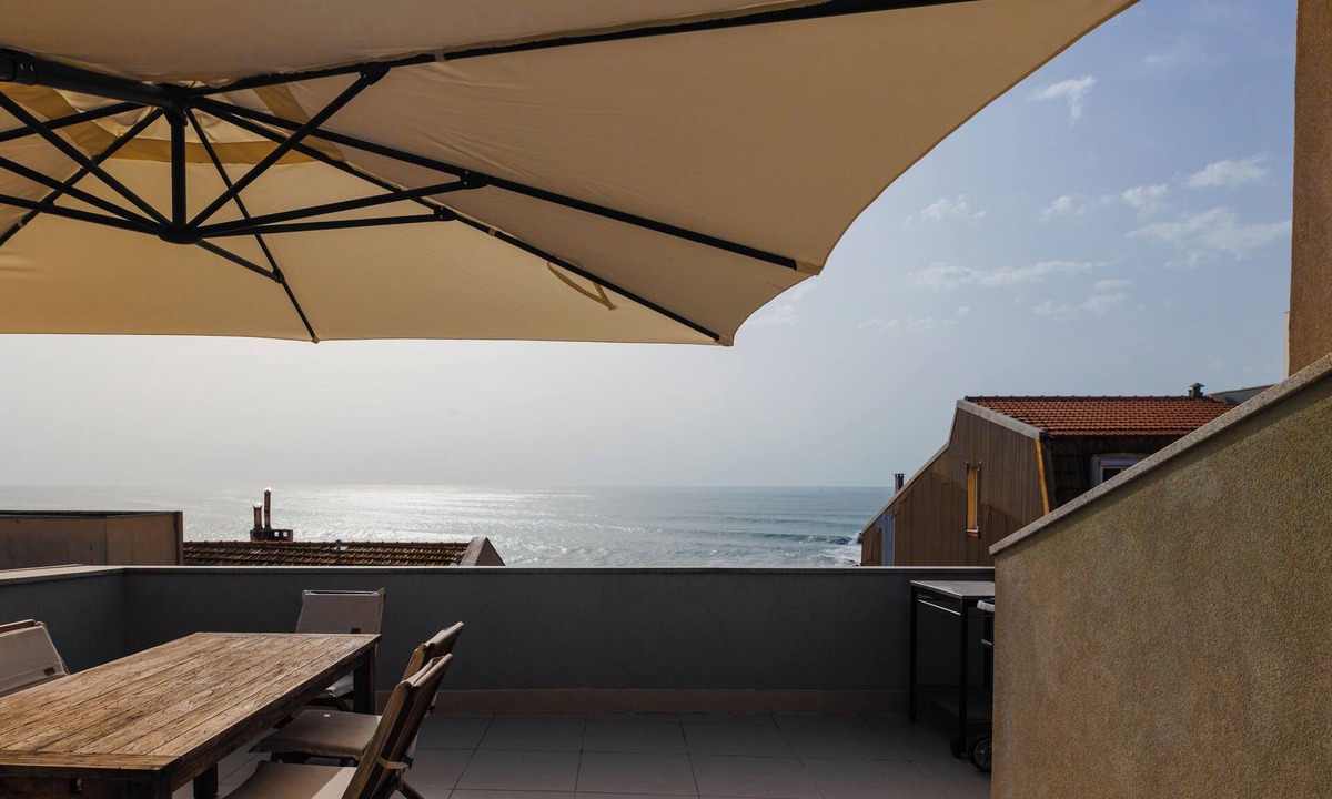 Foz do Douro Apartment | Three Storey Luxury Home, Ocean Views Steps to the Sea, Foz, Porto, 1 Month Stay