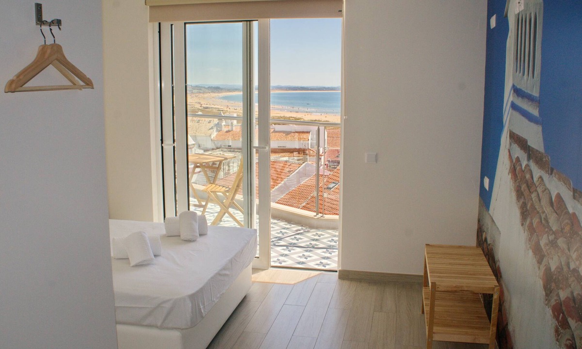Lagos City Center Hostel | Top City Hostel & Suites