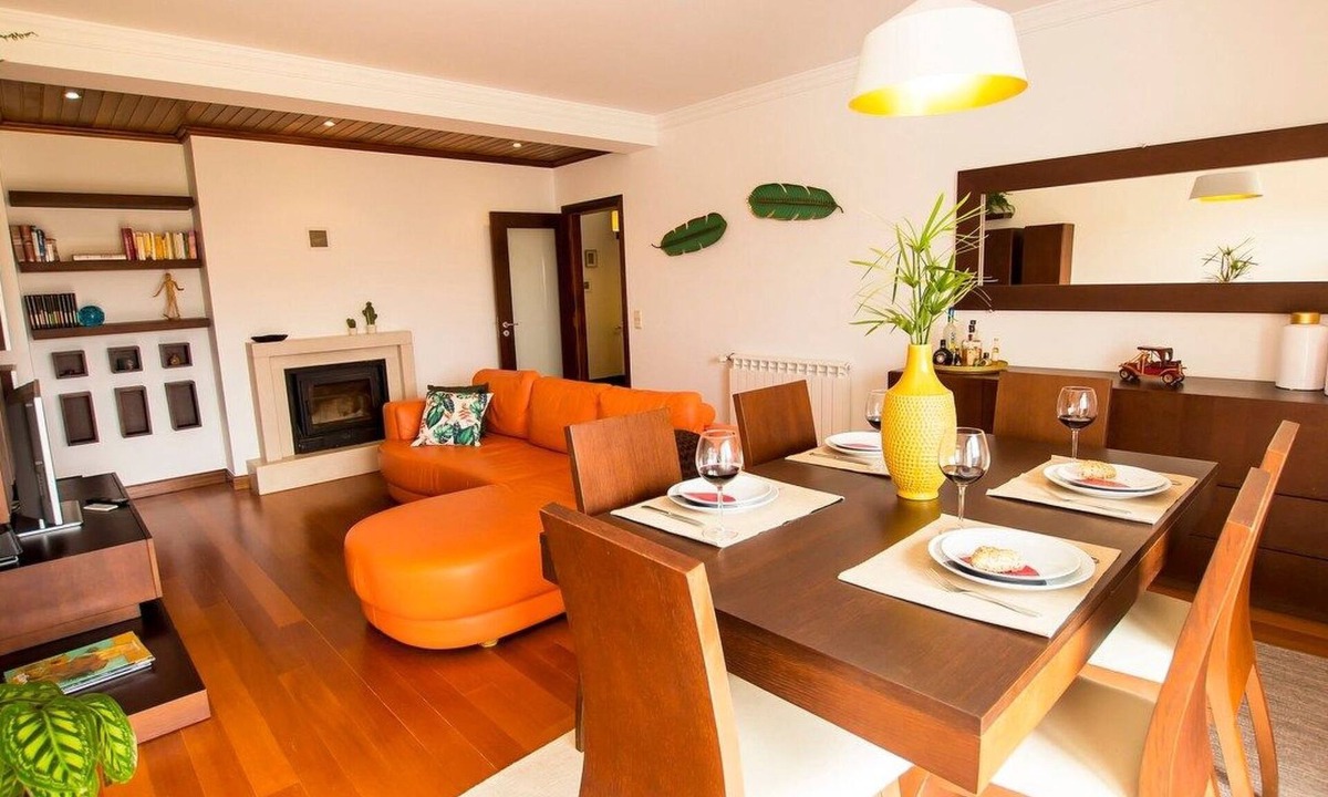 Aveiro Apartment | Turmhaus mit freier Garage by Interhome
