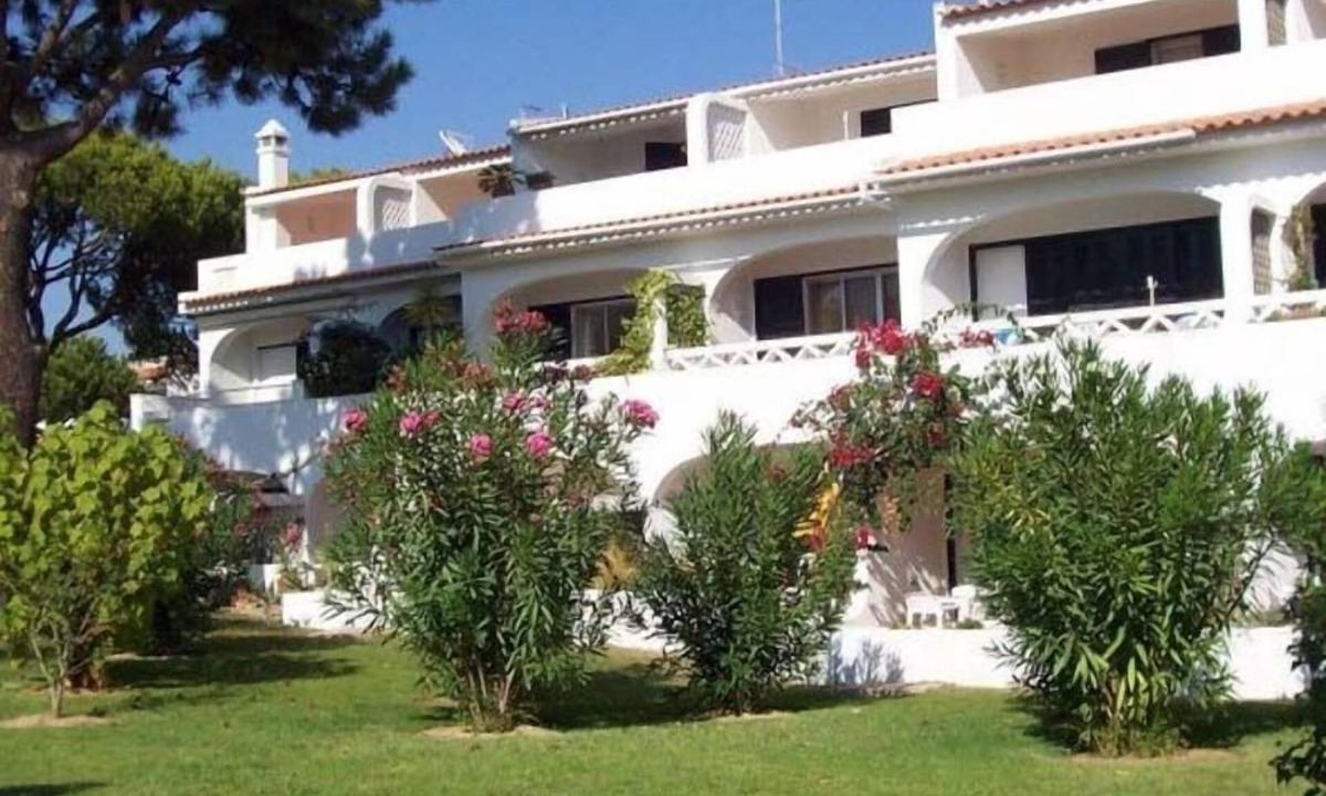 Vale do Lobo Apartment | Two Bedroom Apartment in Vale do Lobo with WiFi and air-con - SD138 - Almancil, Algarve
