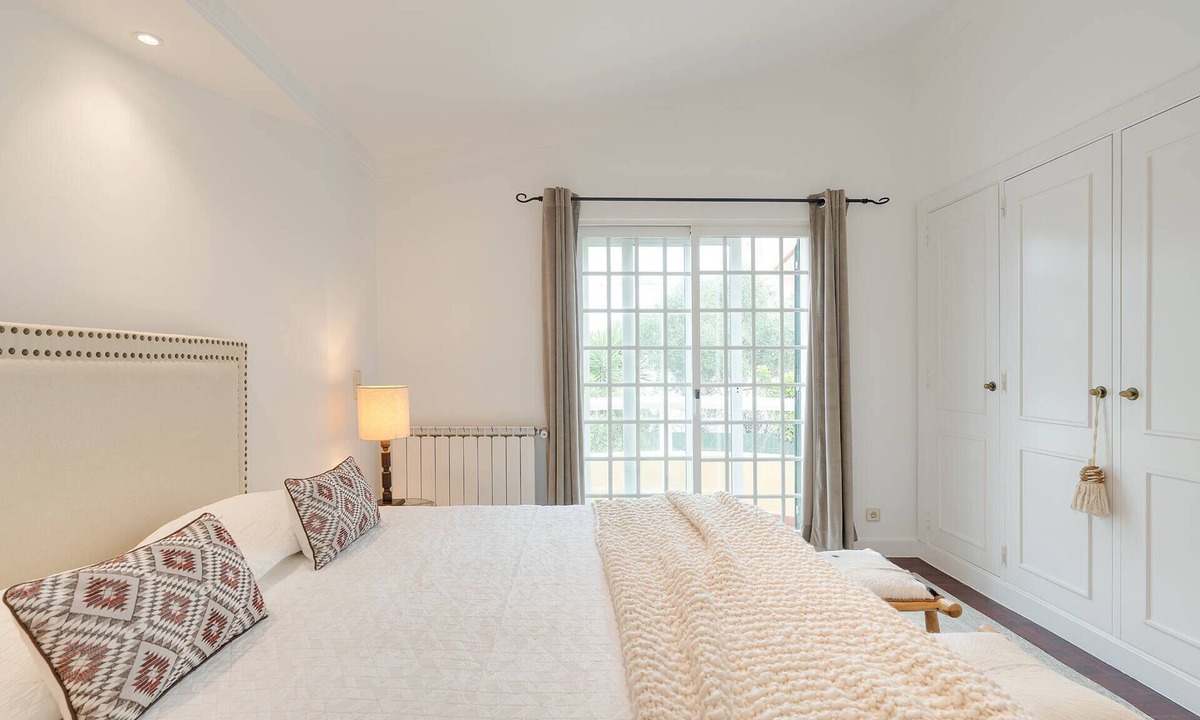 Cascais Villa | Unique beach Villa with ocean view, pool, tennis