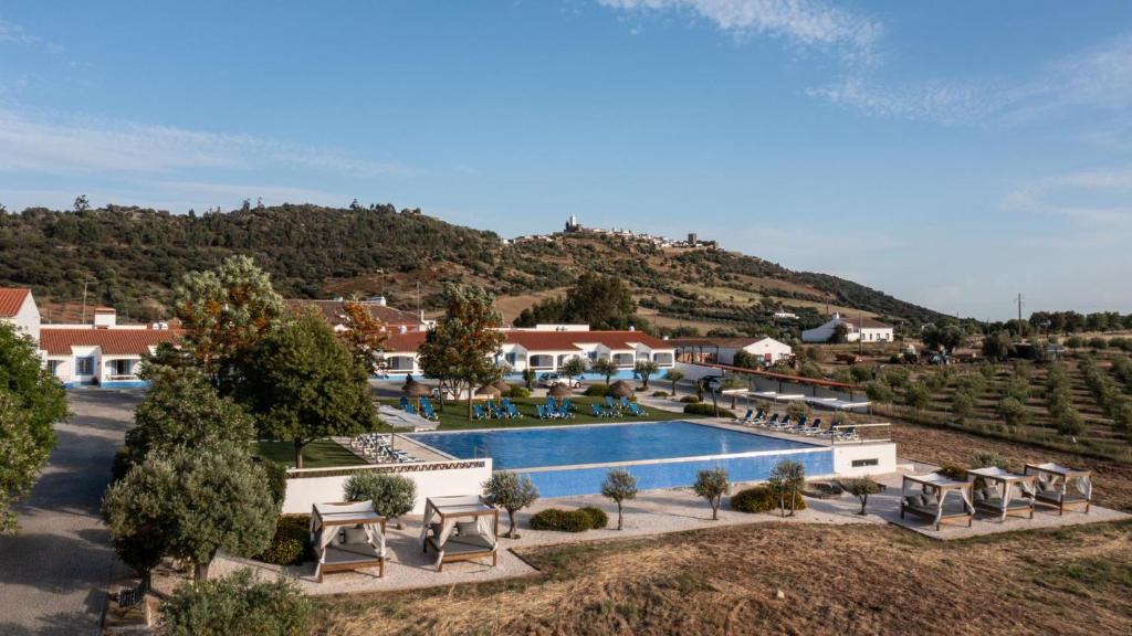 Reguengos de Monsaraz Hotel | Vila Planicie