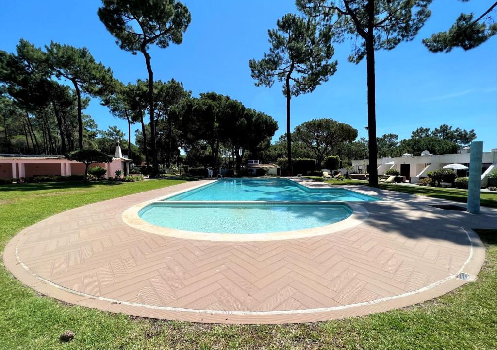 Vilamoura Apartment | Vilamoura Golf Studio With Pool by Homing